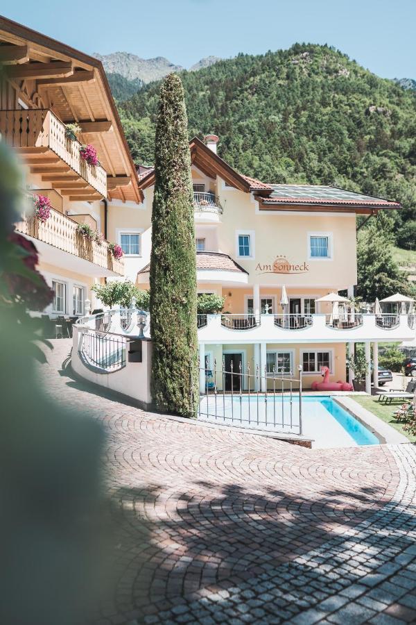 Hotel Am Sonneck Лагундо Екстериор снимка